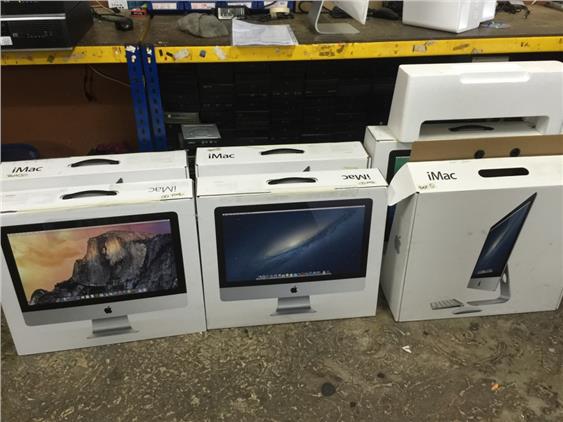 Apple i mac 21.5 inch core i5 2.7ghz,8gb ram,1tb HDD (2013) Apple i mac 21.5 inch core i5 2.7ghz,8gb ram,1tb HDD (2013)