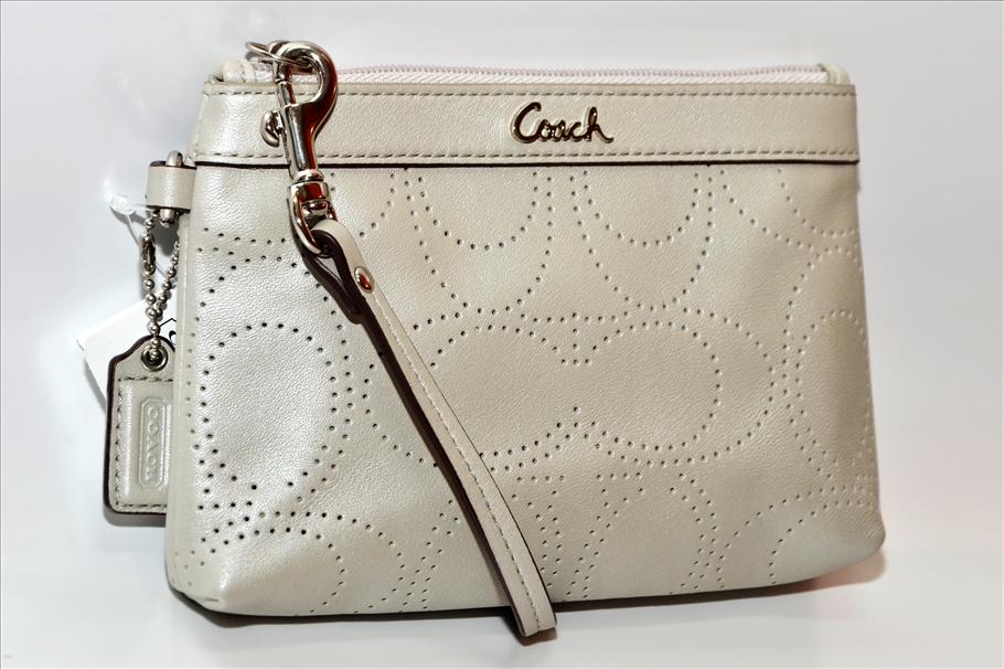 coach wristlets authentic