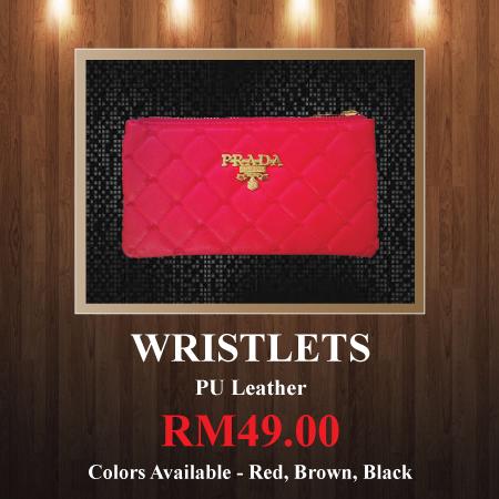 coach wristlets free