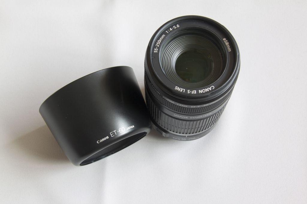 Canon EF-S 55-250mm f/4-5.6 IS