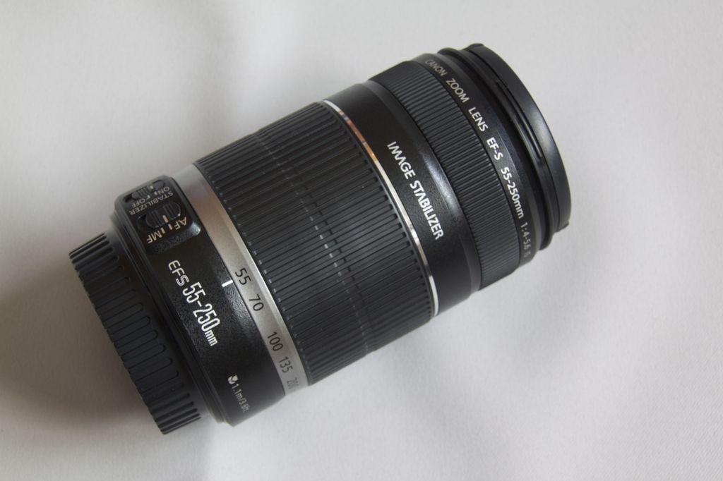 Canon EF-S 55-250mm f/4-5.6 IS