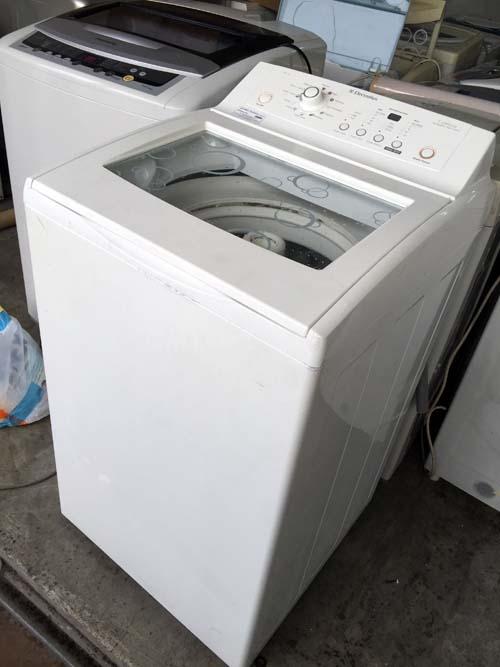 Reconditioned unit is nearly new for the overall performance since the 