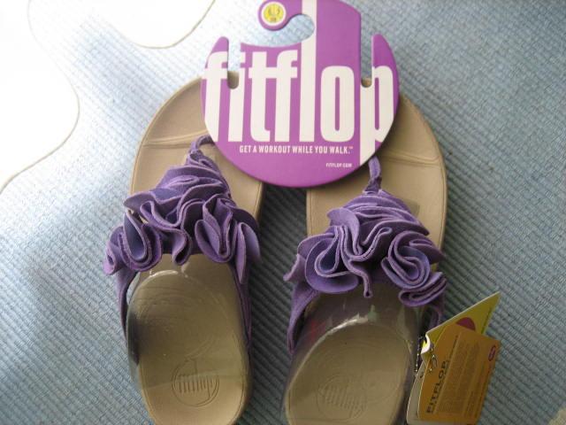 2 fitflop frou