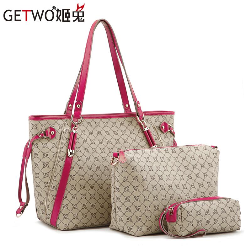 Ladies bags 2013 Nourish your style with some of our new women leather handbags or backpacks. Check our clutches or pocket accessories crafted with elegance for a feminine touch. Bags and small leather goods, Women's bags and clutches Yes, I'd like to receive the latest news and event invites from Hermès!