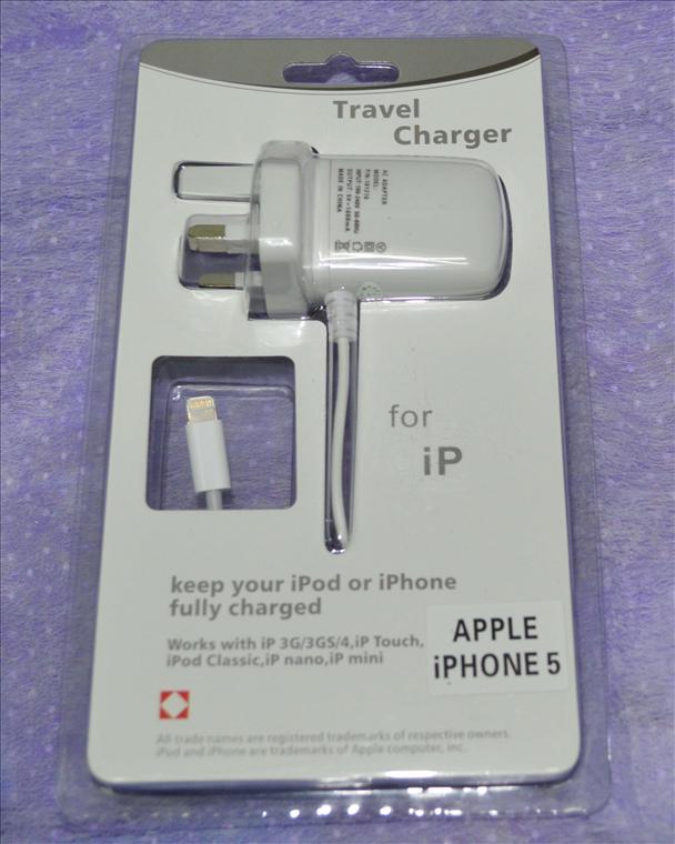 *HOT ITEM* APPLE IPHONE 5/ IPAD MINI TRAVEL CHARGER *HOT ITEM* APPLE IPHONE 5/ IPAD MINI TRAVEL CHARGER