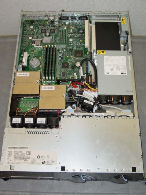 IBM eServer xSeries 335 1U rack server, 2x Xeon, 4GB RAM, Win XP licen IBM eServer xSeries 335 1U rack server, 2x Xeon, 4GB RAM, Win XP licen