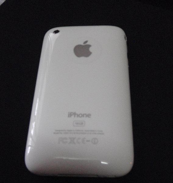 white iphone 3gs white. White iPhone 3GS 16GB