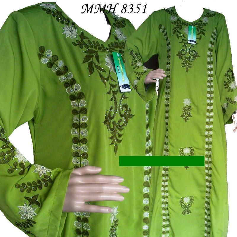 NEW JUBAH EMBROIDERY GREEN SIZE M ONLY NEW JUBAH EMBROIDERY GREEN SIZE M ONLY