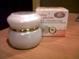 KIM WHITENING PEARL AND SNOWLOTUS CREAM KIM WHITENING PEARL AND SNOWLOTUS CREAM