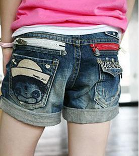 Korean Embroidered denim wear white shorts (ADO0316) Korean Embroidered denim wear white shorts (ADO0316)