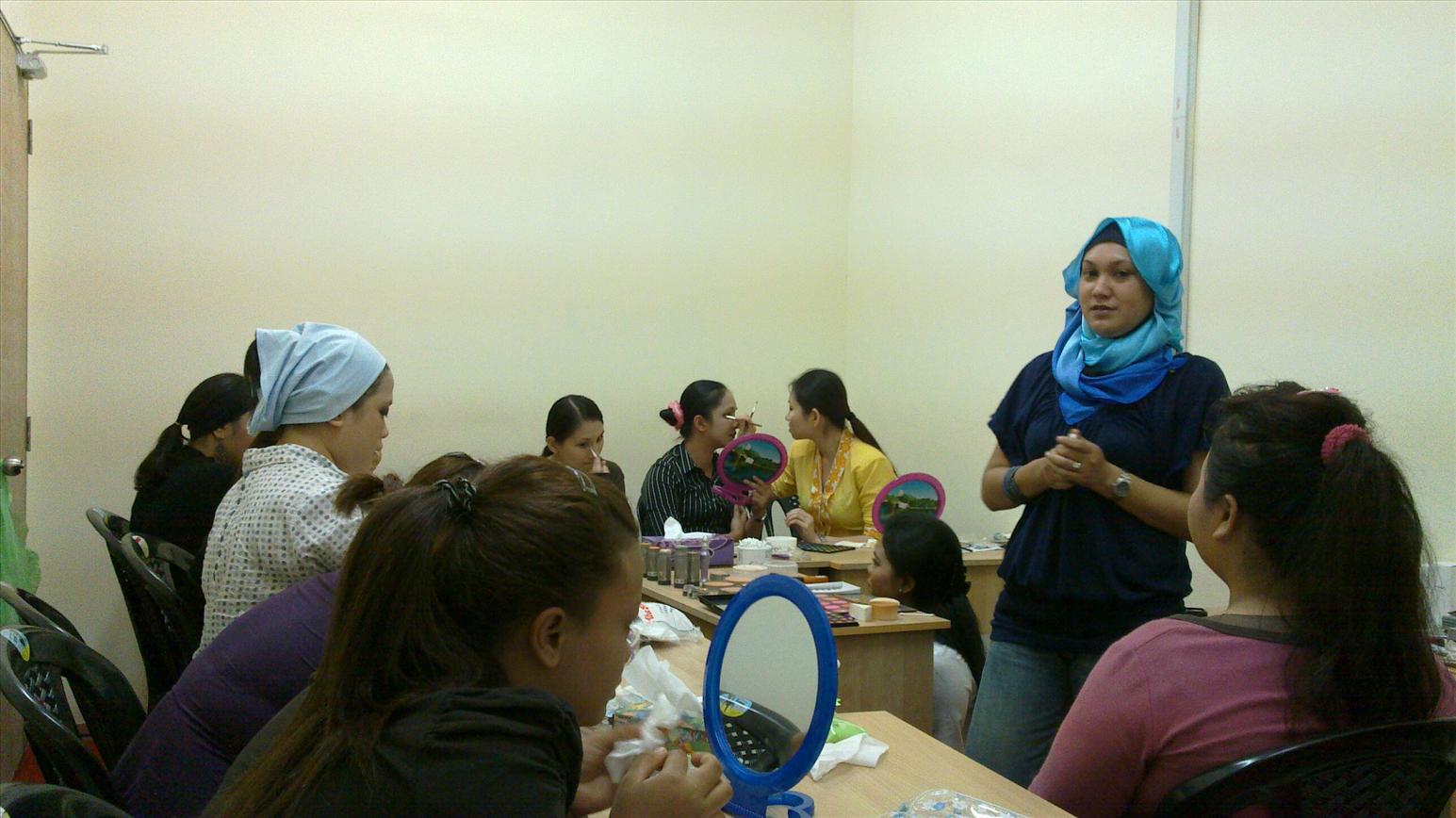 Kursus Solekan Personal  (Zero Knowledge) bersama Kryolan Sales Malays..