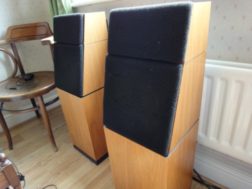 Naim Audio Ltd. “NA SBL” high-end floorstanding loudspeaker in Walnut finish. Naim Audio Ltd. “NA SBL” high-end floorstanding loudspeaker in Walnut finish.