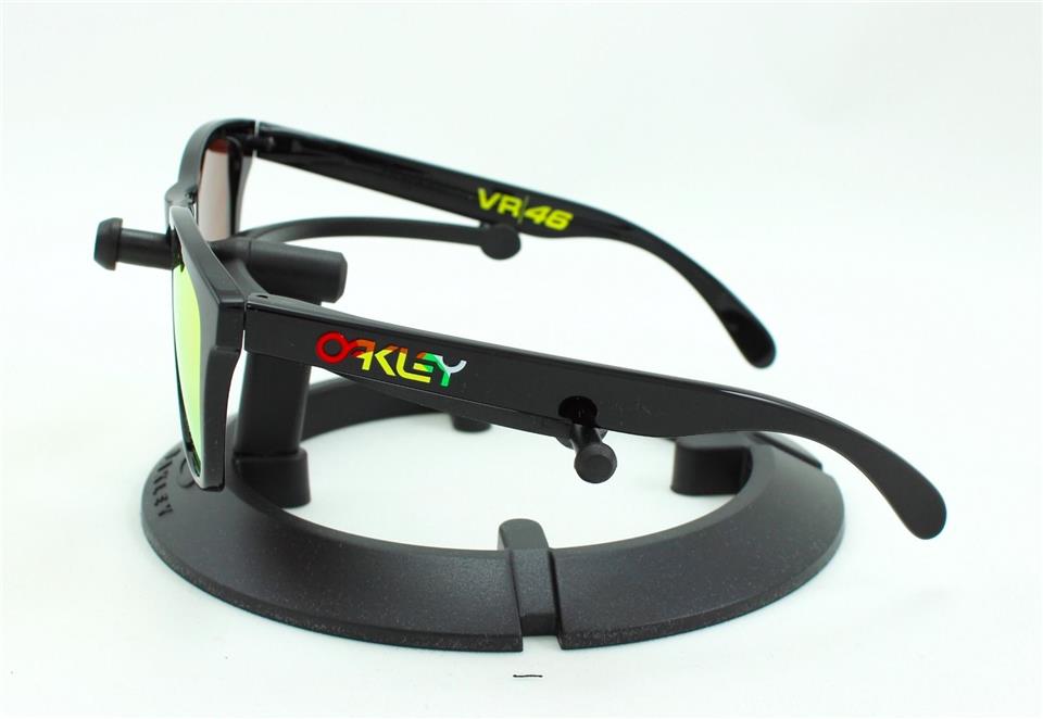 oakley frogskins vr46 replica oakley frogskins vr46 replica