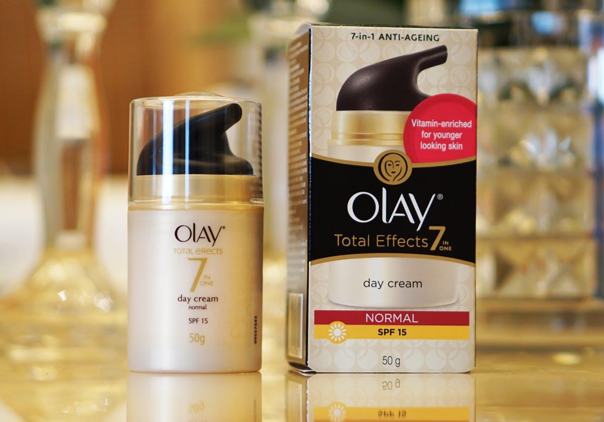 Olay Total Effects 7-In-1 Day Cream (SPF15) (50gm)