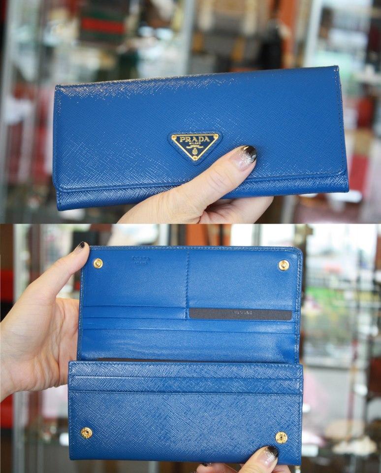 Prada Saffiano Patent Leather Wallet (Kuala Lumpur, end time 4/13 ...  