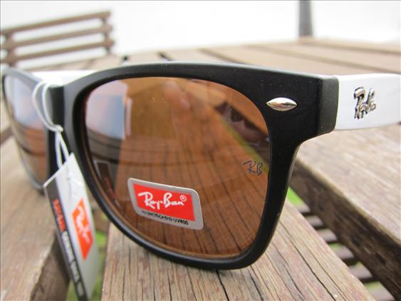 ray ban wayfarer black white. RayBan Wayfarer Black and