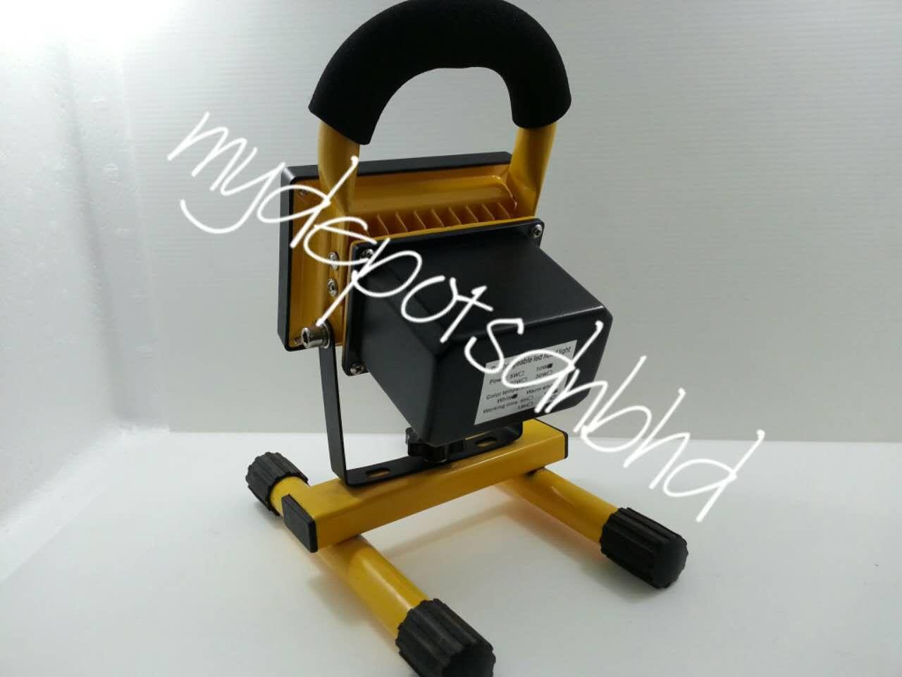 RECHARGEABLE SPOT LIGHT 20 W 8 HOURS RECHARGEABLE SPOT LIGHT 20 W 8 HOURS