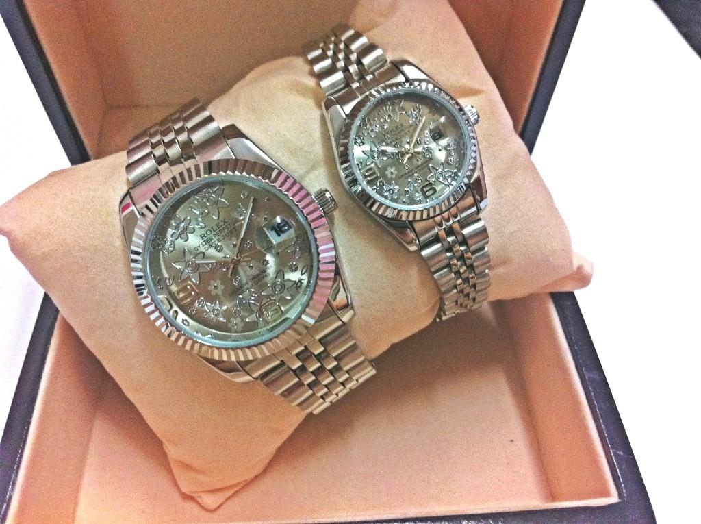 Rolex OYSTER PERPETUAL DAYJUST 1pair Watch-Date Funtion+WOODEN BOX Rolex OYSTER PERPETUAL DAYJUST 1pair Watch-Date Funtion+WOODEN BOX