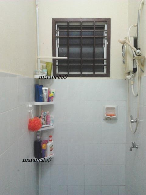 Bathroom Extendable Pole Shelf No E In Your Get The B No E In Your Bathroom Get The B End 6 19 2017 1 Am