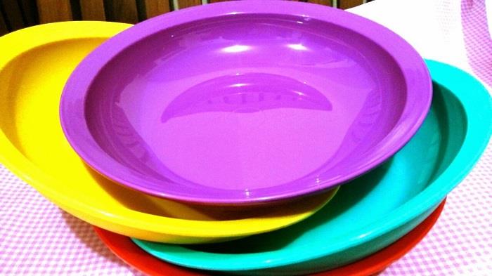 tupperware crescendo plates 4 each end 9 14 2017 8 15 am tupperware crescendo plates 4 each end 9 14 2017 8 15 am