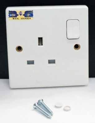ums-2913a-r1-13a-1gang-switched-socket-etench1212-1504-02-etench1212@3.jpg