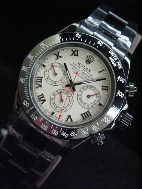 ROLEX DAYTONA OYSTER PERPETUAL LIMITED EDITION CARBON ROMAN SILVER Feature available to Store Members