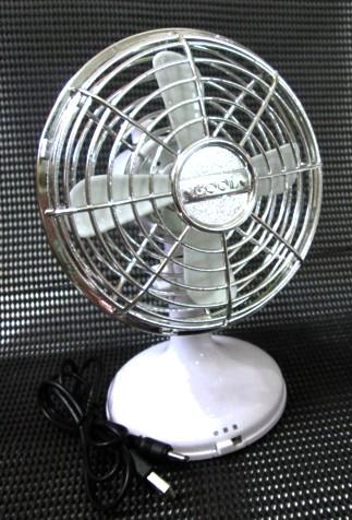 Strong Wind Classic USB/Battery Mini Fan Angle Adjustment Strong Wind Classic USB/Battery Mini Fan Angle Adjustment