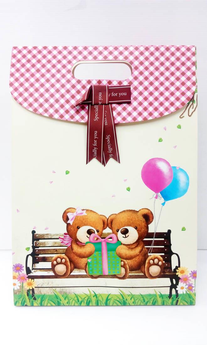 Cute Teddy Bear Couple Gift Bag X 5 sets (16cm X 27.5cm X 39cm)