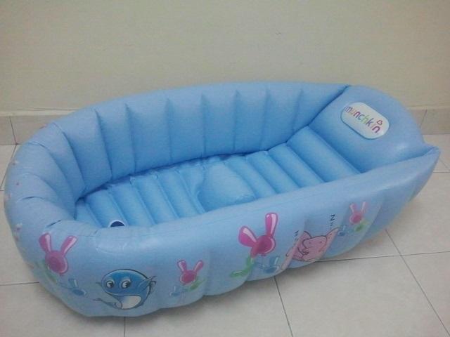 Munchkin Baby Inflatable Bathtub Non End 4 20 2017 2 15 Pm Munchkin Baby Inflatable Bathtub Non Slip For And Kids